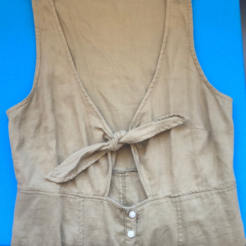 tie dress